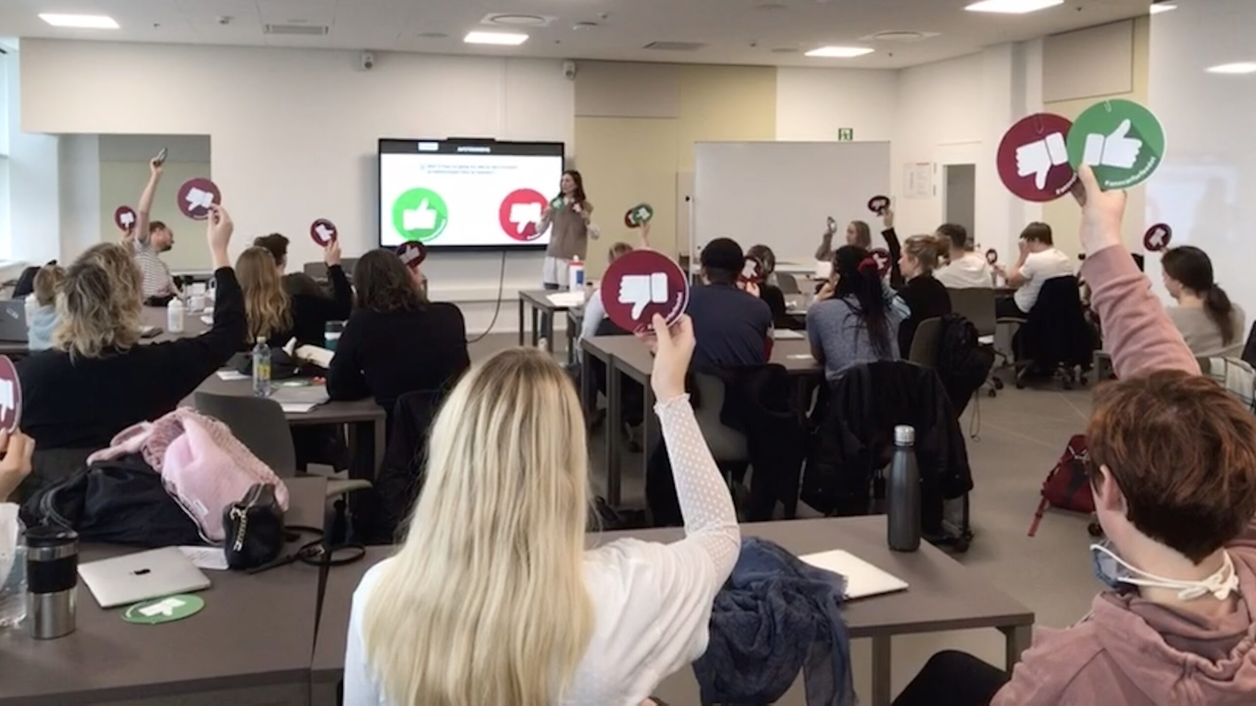 Foredrag om onlinedebat